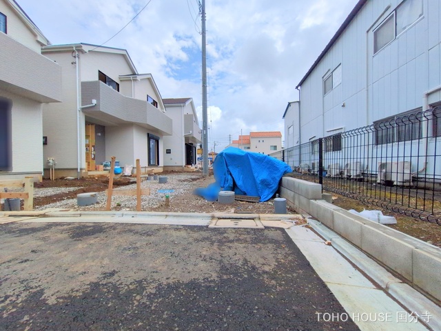東京都府中市四谷4丁目の新築戸建て外構写真 2025年7月15日撮影