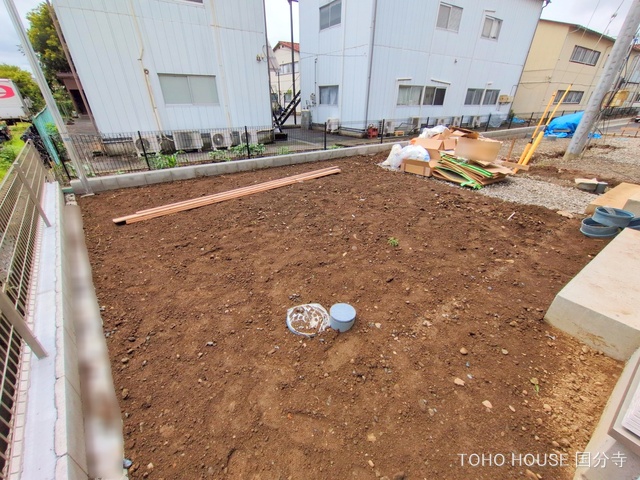 東京都府中市四谷4丁目の新築戸建て外構写真 2025年7月15日撮影