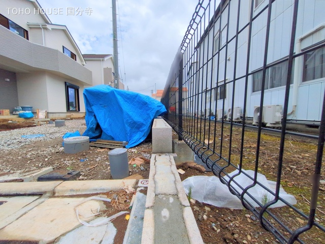 東京都府中市四谷4丁目の新築戸建て外構写真 2025年7月15日撮影