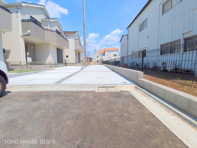 東京都府中市四谷4丁目の新築戸建て外構写真 2025年8月19日撮影