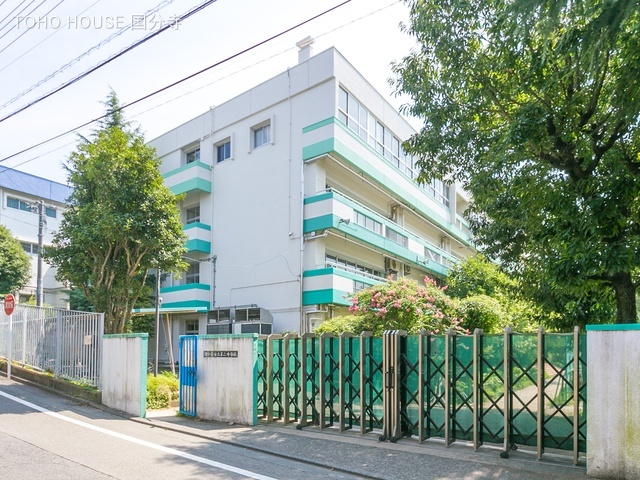 国分寺市立第二中学校 距離1200m
