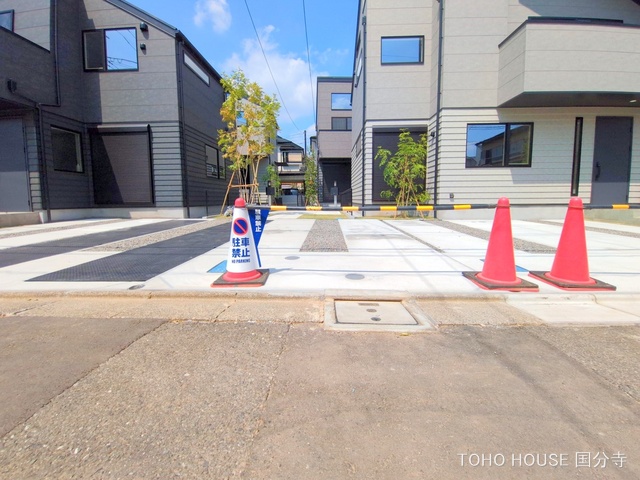 東京都府中市四谷1丁目の新築戸建て完成写真 2025年8月31日撮影