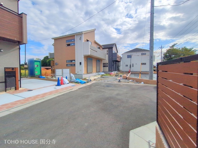 東京都府中市四谷4丁目の新築戸建て外構写真 2025年9月29日撮影