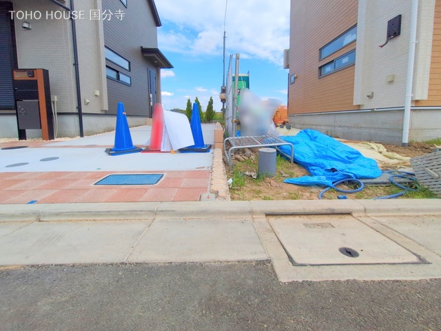 東京都府中市四谷4丁目の新築戸建て外構写真 2025年9月29日撮影