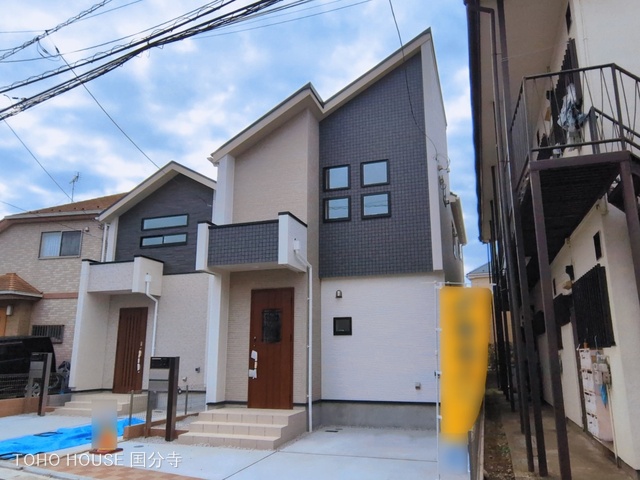 東京都府中市是政１丁目の新築戸建て完成写真 2026年3月8日撮影