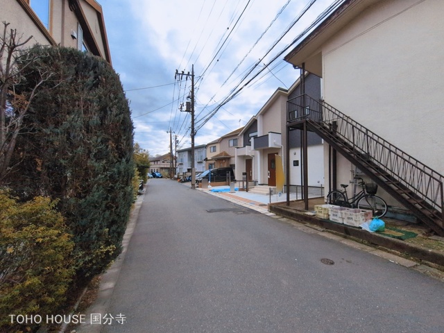 東京都府中市是政１丁目の新築戸建て完成写真 2026年3月8日撮影