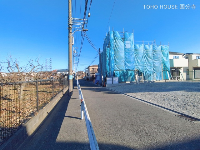 東京都府中市朝日町１丁目の新築戸建てシート写真 2026年2月2日撮影