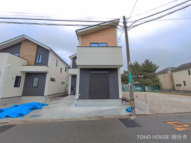 東京都府中市朝日町１丁目の新築戸建て完成写真 2026年3月30日撮影