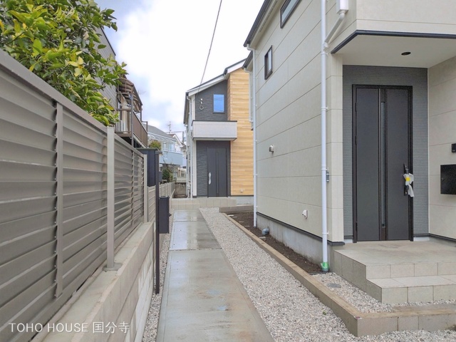 東京都府中市西府町３丁目の新築戸建て完成写真 2026年3月25日撮影