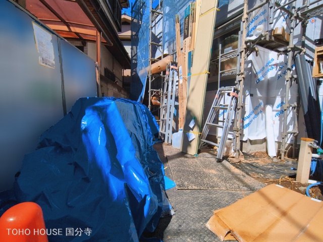 東京都小金井市東町１丁目の新築戸建てシート写真 2026年3月3日撮影