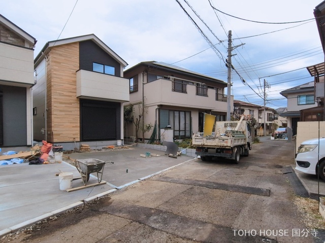 東京都府中市浅間町4丁目の新築戸建て外構写真 2026年3月18日撮影