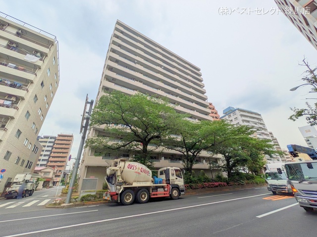 東京都練馬区中村北1丁目のマンション『藤和ハイタウン練馬』外観写真 2025年5月13日撮影