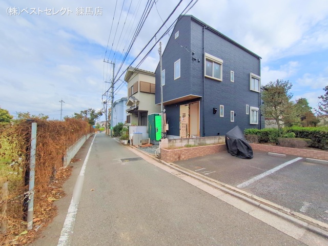 東京都練馬区西大泉４丁目の新築戸建て外構写真 2025年10月6日撮影