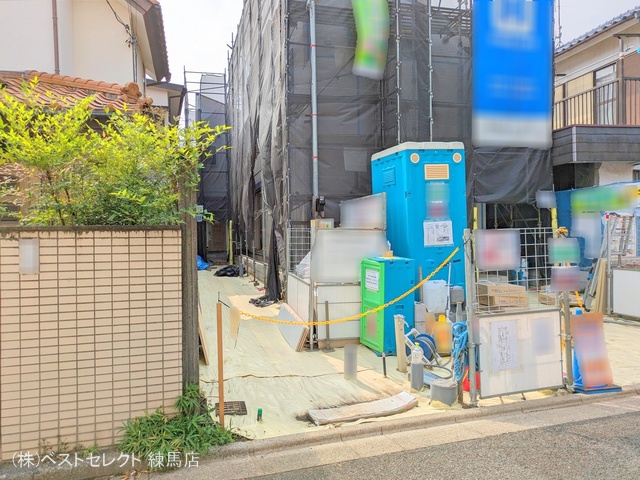 東京都練馬区東大泉7丁目の新築戸建てシート写真 2025年7月6日撮影