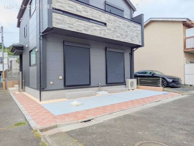東京都練馬区高松1丁目の新築戸建て完成写真 2025年7月31日撮影