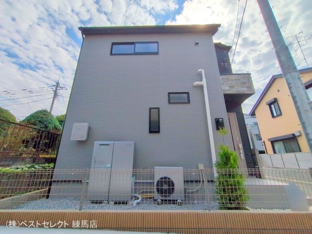東京都練馬区西大泉1丁目の新築戸建て完成写真 2025年9月29日撮影