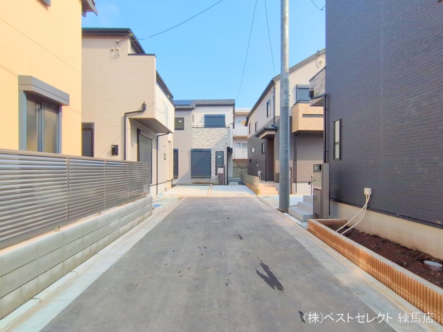 東京都練馬区西大泉1丁目の新築戸建て外構写真 2025年9月8日撮影
