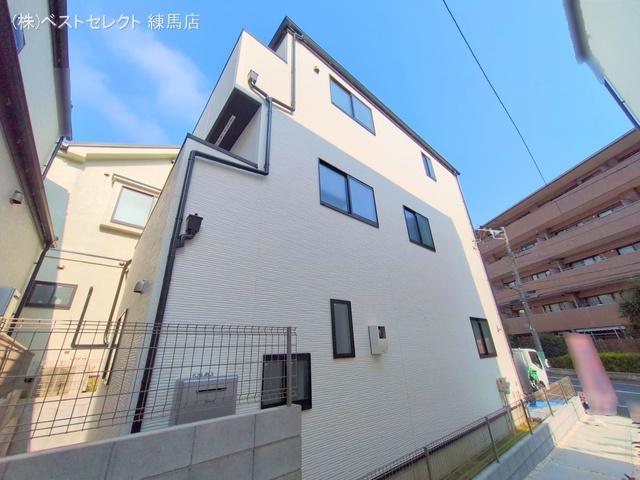 東京都練馬区大泉町4丁目の新築戸建て完成写真 2025年9月9日撮影