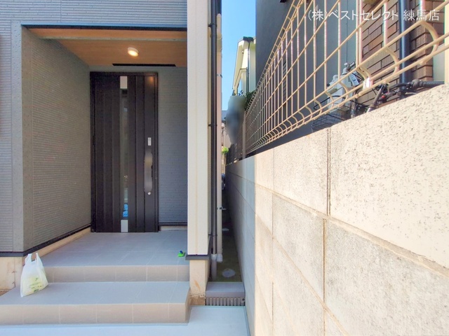 東京都練馬区大泉町4丁目の新築戸建て完成写真 2025年9月9日撮影