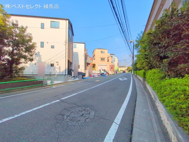東京都練馬区大泉町４丁目の新築戸建て完成写真 2025年9月9日撮影