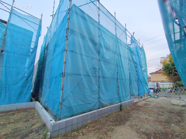 東京都調布市深大寺東町4丁目の新築戸建てシート写真 2024年12月19日撮影