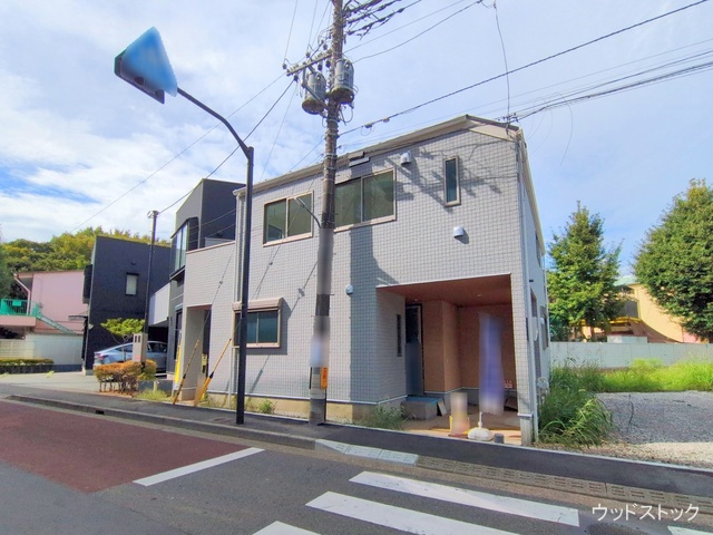 東京都調布市富士見町３丁目-新築戸建ての外構写真