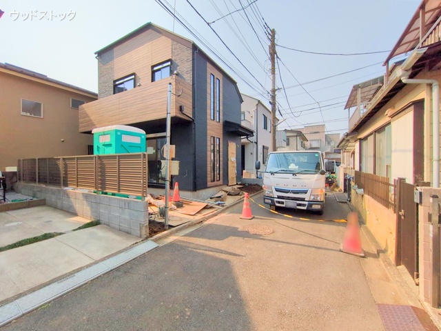 東京都調布市入間町2丁目の新築戸建て外構写真 2025年3月25日撮影