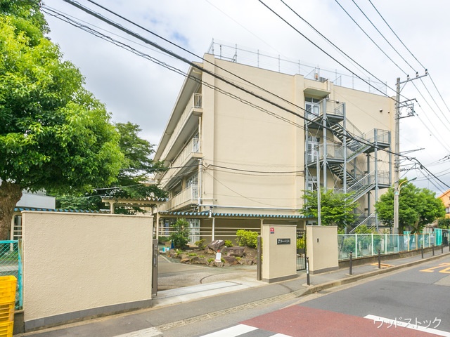調布市立第四中学校 距離760m