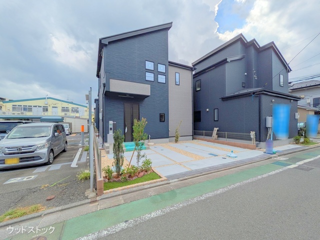 東京都三鷹市上連雀6丁目の新築戸建て完成写真 2025年9月9日撮影