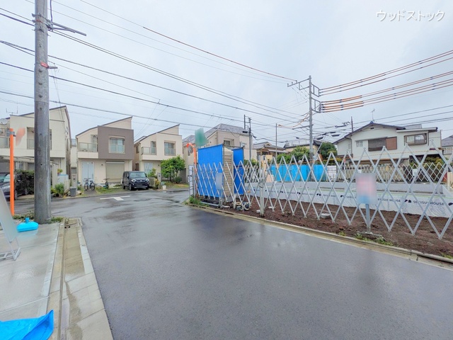 東京都三鷹市大沢５丁目の新築戸建て完成写真 2025年5月29日撮影