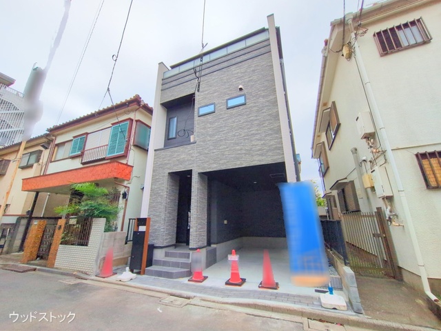 東京都三鷹市下連雀６丁目の新築戸建て完成写真 2025年10月20日撮影