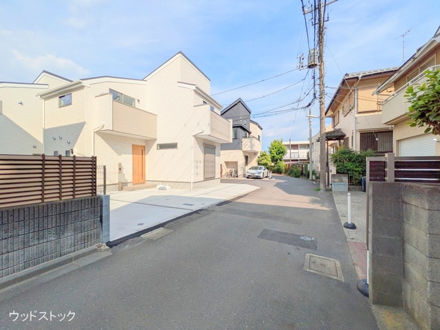 東京都調布市上石原１丁目の新築戸建て完成写真 2025年8月17日撮影