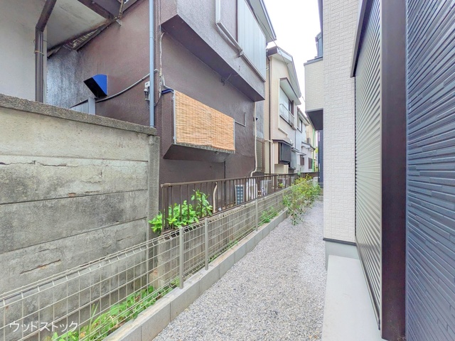 東京都三鷹市北野１丁目の新築戸建て完成写真 2025年8月6日撮影