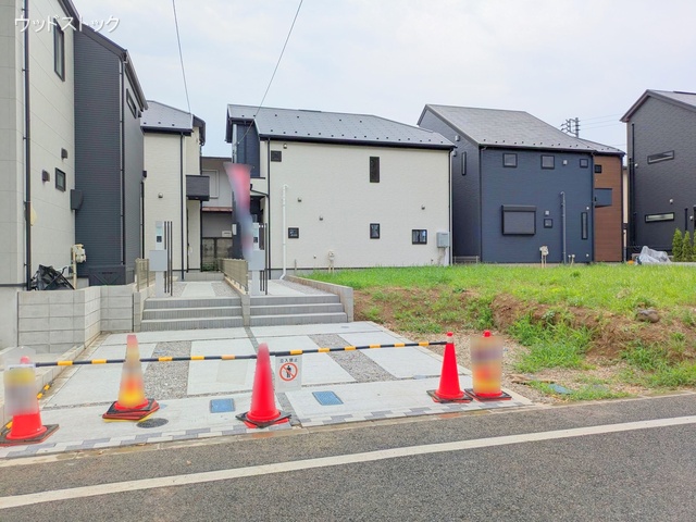 東京都三鷹市北野１丁目の新築戸建て完成写真 2025年8月6日撮影