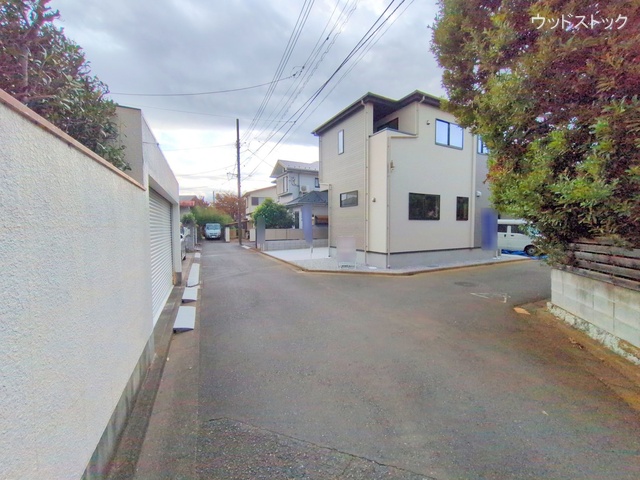 東京都三鷹市大沢５丁目の新築戸建て完成写真 2025年11月17日撮影