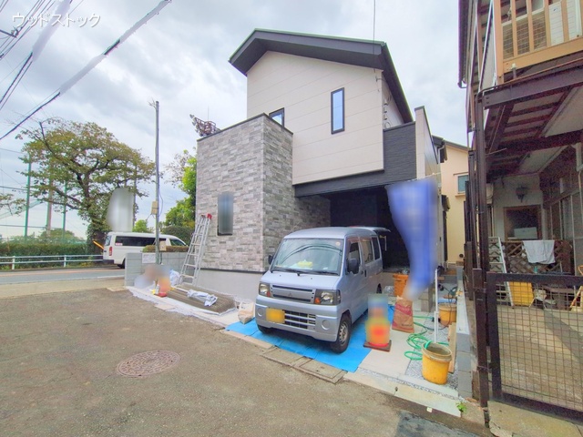東京都調布市染地１丁目の新築戸建て外構写真 2025年10月8日撮影