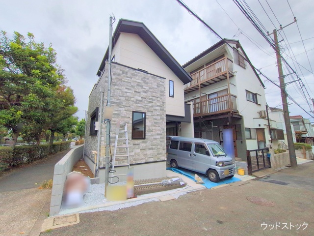 東京都調布市染地１丁目の新築戸建て外構写真 2025年10月8日撮影