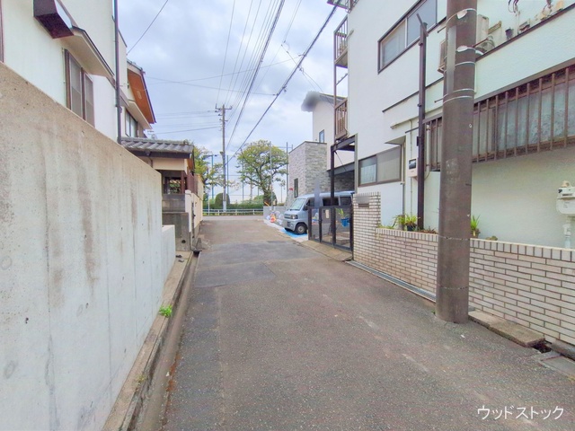 東京都調布市染地１丁目の新築戸建て外構写真 2025年10月8日撮影