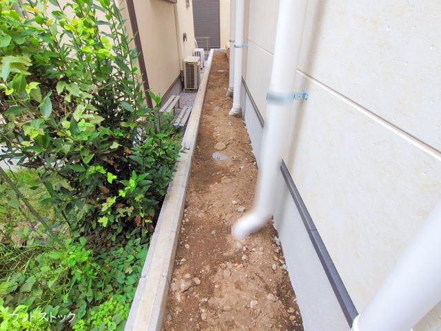 東京都調布市染地１丁目の新築戸建て外構写真 2025年10月8日撮影