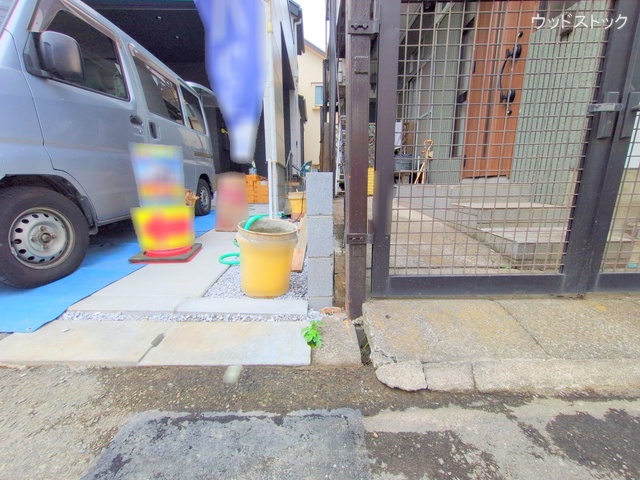 東京都調布市染地１丁目の新築戸建て外構写真 2025年10月8日撮影