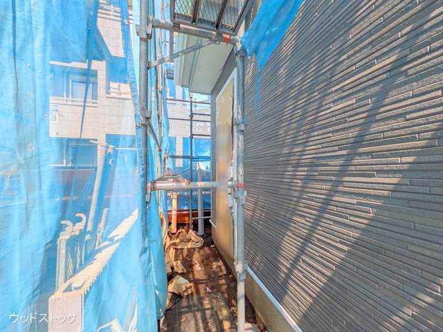 東京都調布市入間町1丁目の新築戸建てシート写真 2025年9月7日撮影