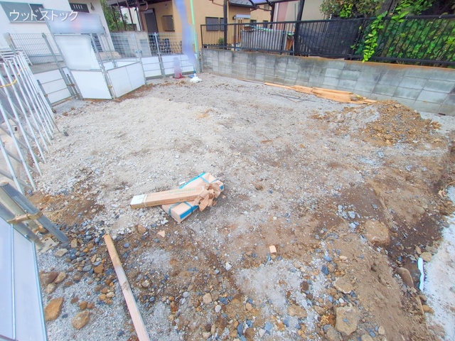 東京都三鷹市上連雀9丁目の新築戸建て基礎写真 2025年10月5日撮影