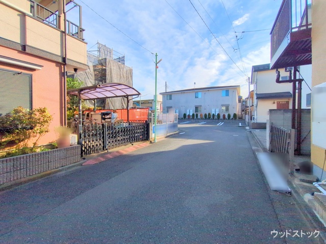 東京都三鷹市上連雀９丁目の新築戸建てシート写真 2025年11月3日撮影