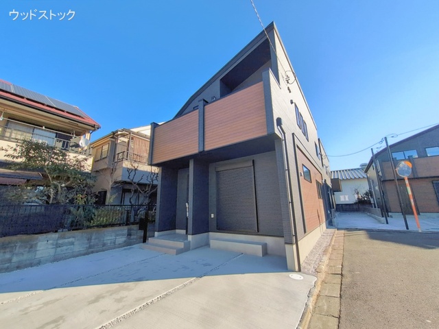 東京都三鷹市上連雀9丁目の新築戸建て完成写真 2026年1月7日撮影