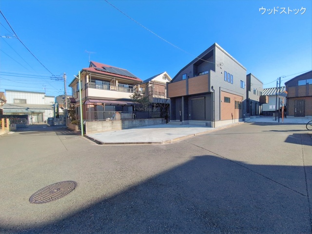 東京都三鷹市上連雀9丁目の新築戸建て完成写真 2026年1月7日撮影