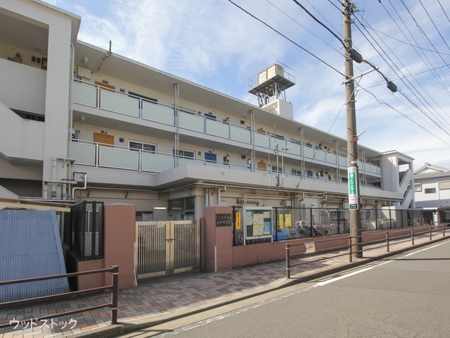 山中保育園 距離560m