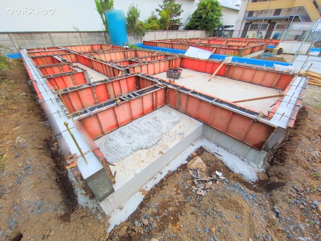 東京都三鷹市上連雀9丁目の新築戸建て基礎写真 2025年10月5日撮影