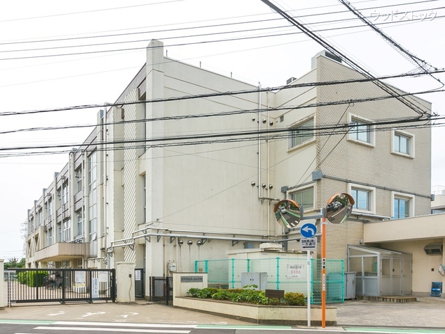 調布市立北ノ台小学校 距離570m