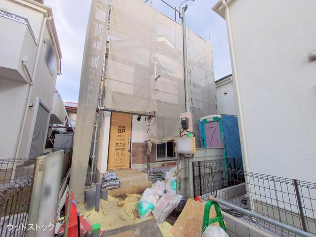 東京都調布市深大寺東町4丁目の新築戸建てシート写真 2025年11月17日撮影