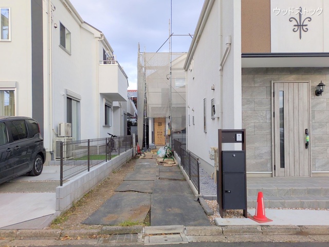 東京都調布市深大寺東町4丁目の新築戸建てシート写真 2025年11月17日撮影